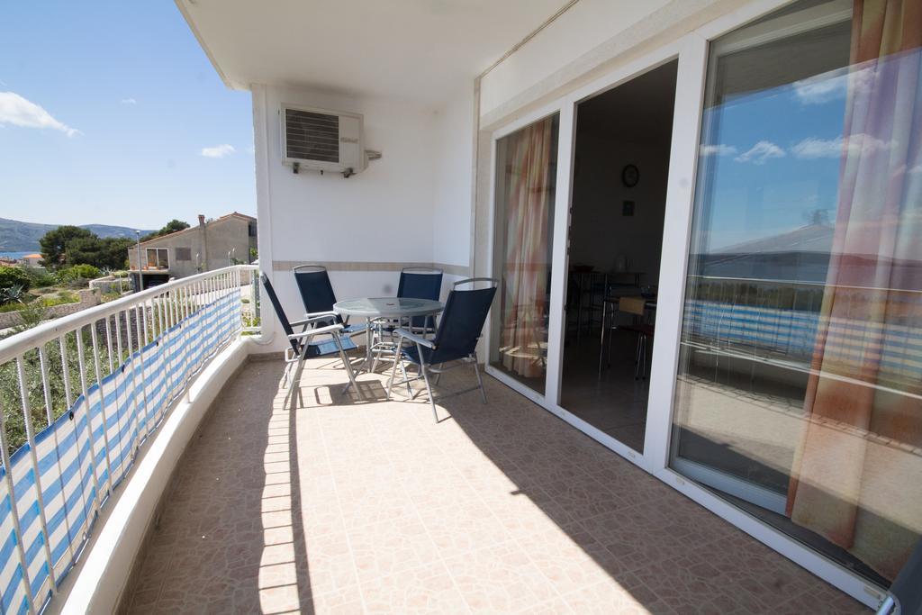 Apartments Jasna Trogir Exterior foto